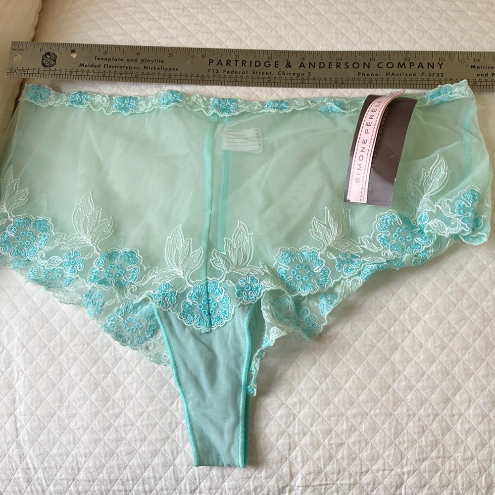 Brand new Simone Perle boy short brief in lovely aquamarine blue.
